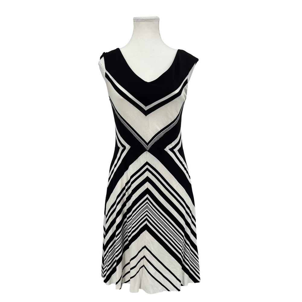 Bailey44 Womens Black White Chevron‎ Stripe V-Neck Sleeveless Fit Flare Dress M